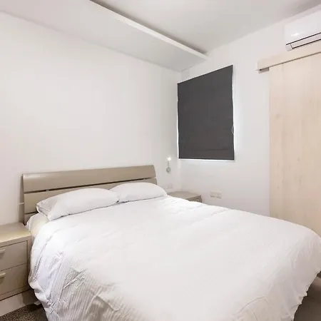 7-hosted By Sweetstay *