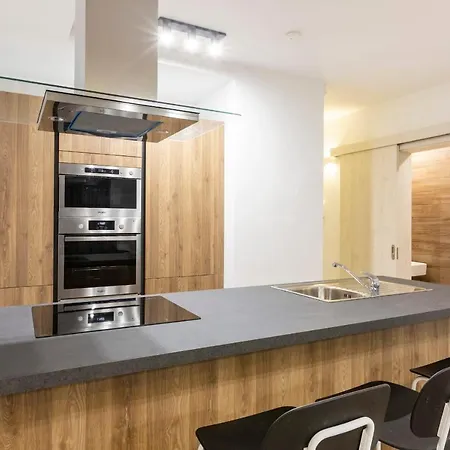 Apartment 7-hosted By Sweetstay