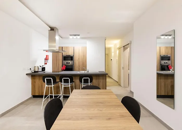 Apartment 7-hosted By Sweetstay *